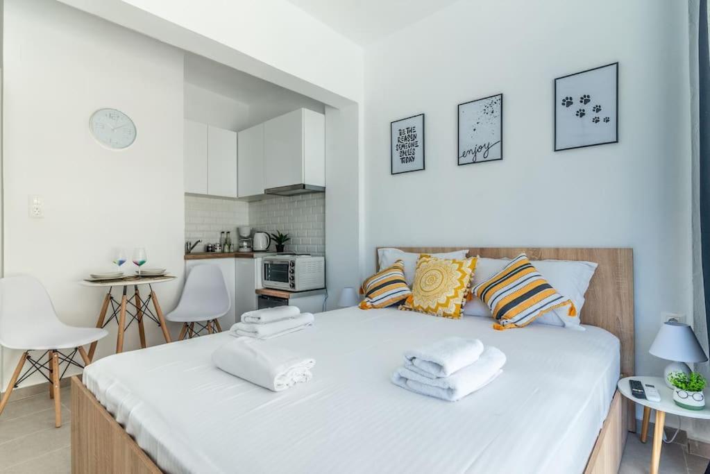 New Studio In The Heart Of City Center Iraklion Buitenkant foto