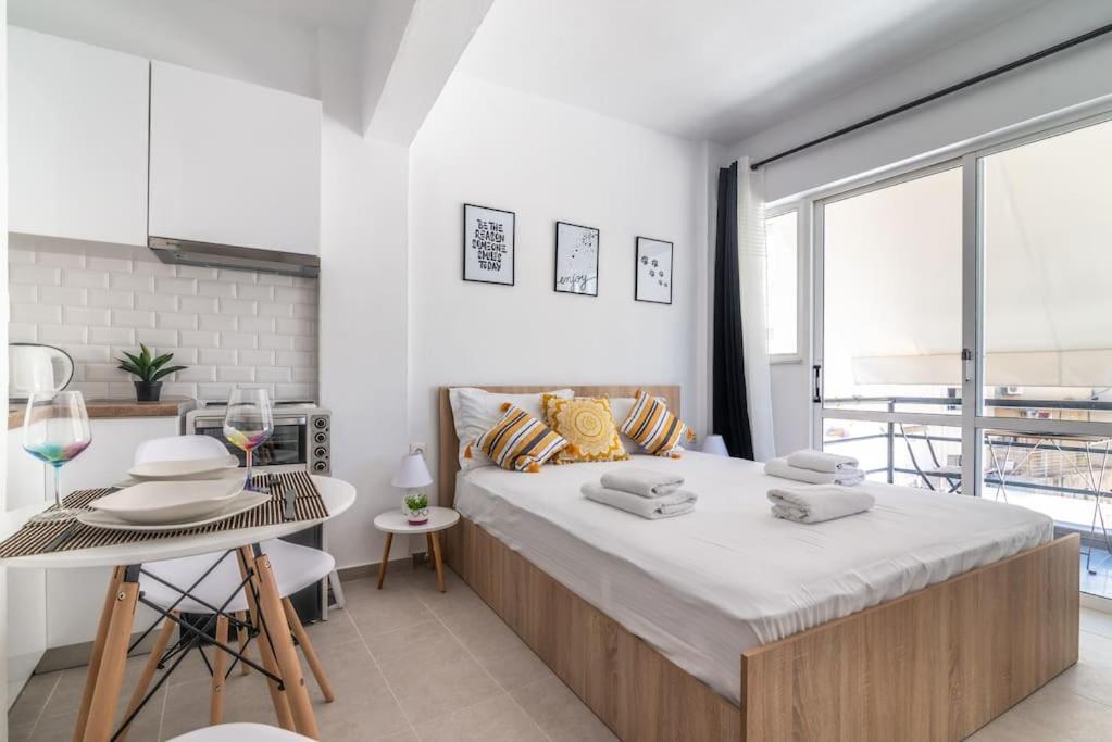 New Studio In The Heart Of City Center Iraklion Buitenkant foto