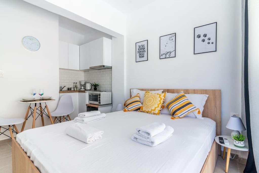 New Studio In The Heart Of City Center Iraklion Buitenkant foto