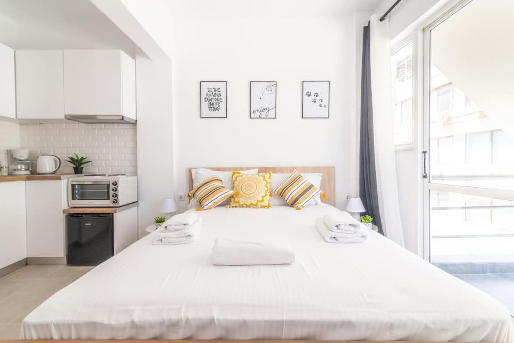 New Studio In The Heart Of City Center Iraklion Buitenkant foto